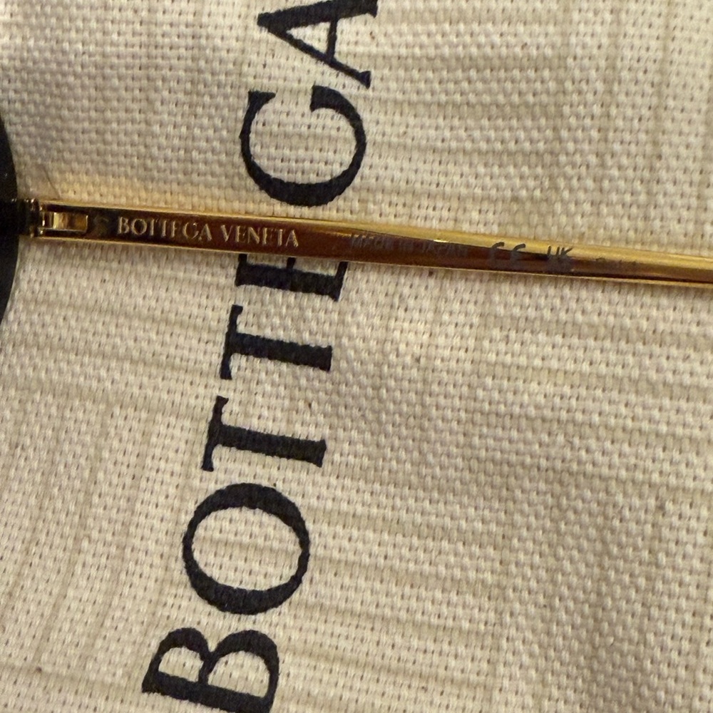 Bottega Veneta Gold Drop Earring Pilot Aviator Sunglasses 63mm BRAND NEW - Picture 3 of 4
